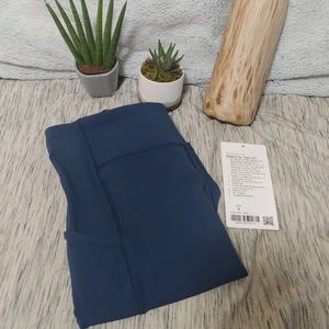 Lululemon Speed Up Tight 25" Night Diver Size 4